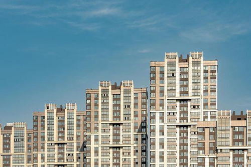 新房打折引发老业主不满,短短两三个月跳崖式降价,多地回应